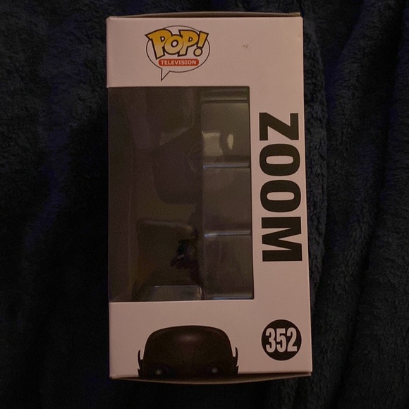 Funko the flash Zoom figure - Picture 3 of 6